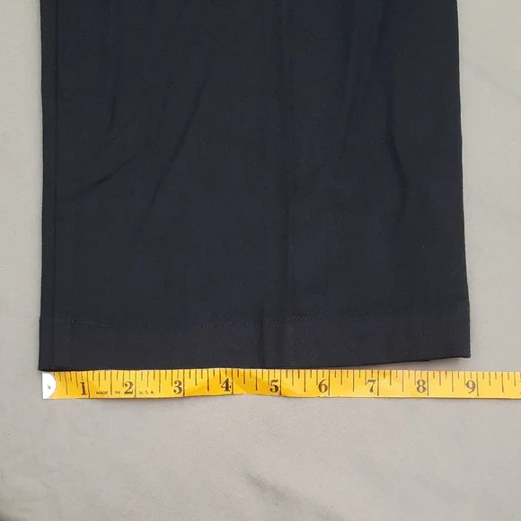 Dockers Signature Khaki Pants - New with Tags $62 - 34X30 - Picture 6 of 8